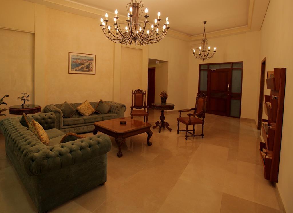 Monteverde Hotel Beit Mery Buitenkant foto